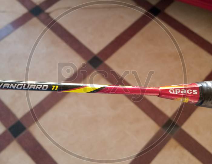 APACS Vangaurd 11 Badminton racket
