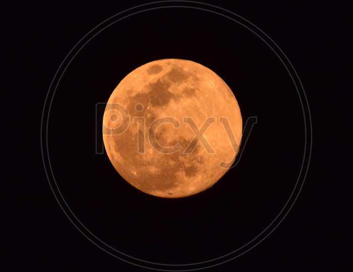 Full moon, Pink Moon 2020