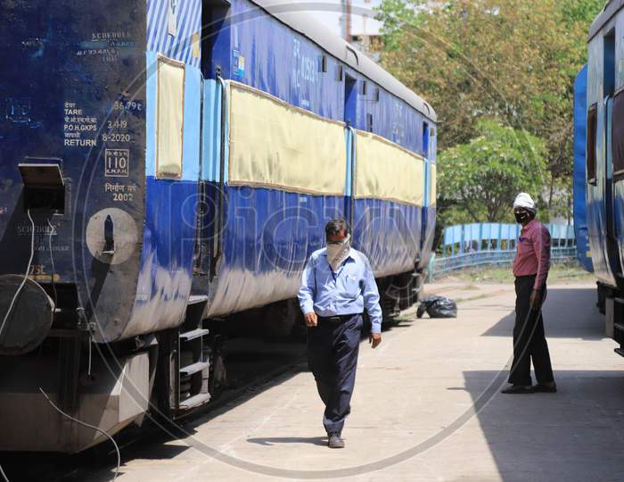 Railway Employees Prepare A Railway Coach To Be Used As Isolation Beds During A 21-Day Nationwide Lockdown To Slow The Spreading Of Coronavirus Disease (Covid-19) In Prayagraj, April 9, 2020