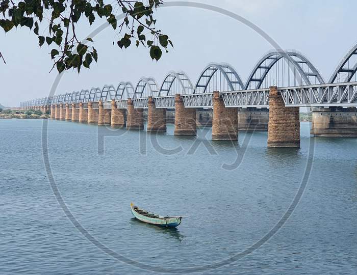 Wide view of bridges across the Godavari river