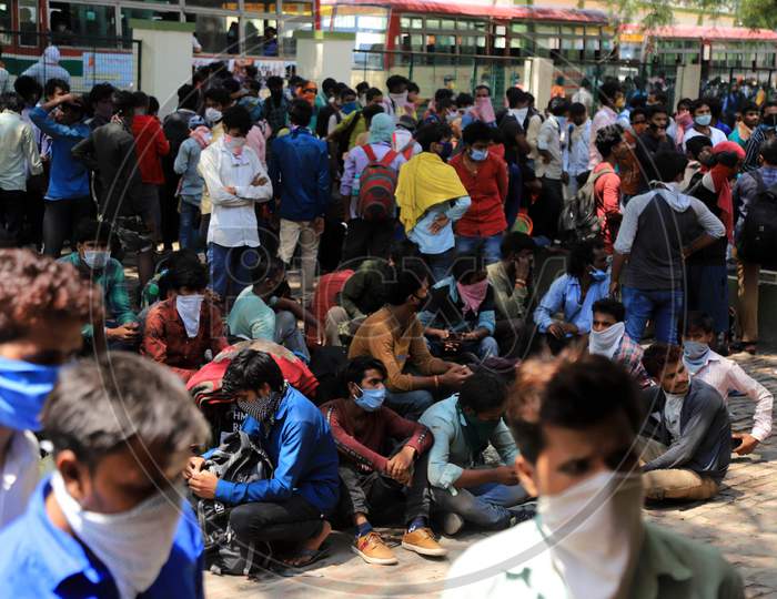 Migrant Workers Wait For Registration To Reach Their Native Places During Nationwide Lockdown Amidst Coronavirus Or COVID-19 Pandemic  In Prayagraj, May 12, 2020