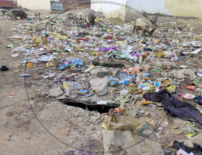 plastic pollution in India , garbage near urban cities