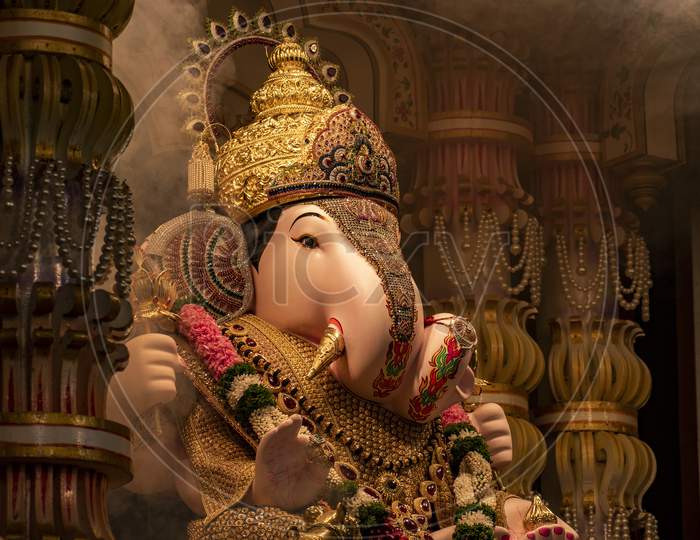 Dagdusheth Ganapati Idol At Pune With Golden Jewellery And Beautiful Decoration In 2019