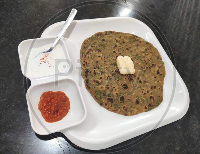 Indian cuisine - Methi Paratha