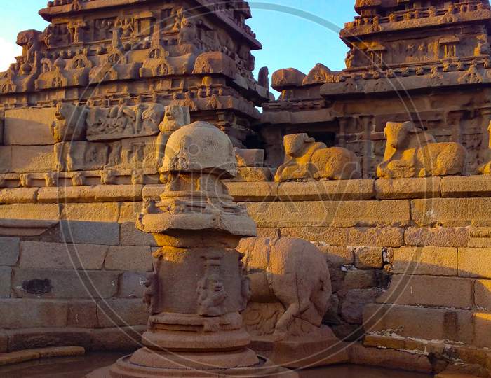 Beautiful Shore temple in Mahabalipuram