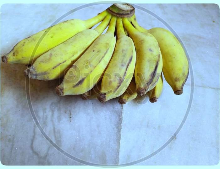 Ripe banana, a healthy fruit.
