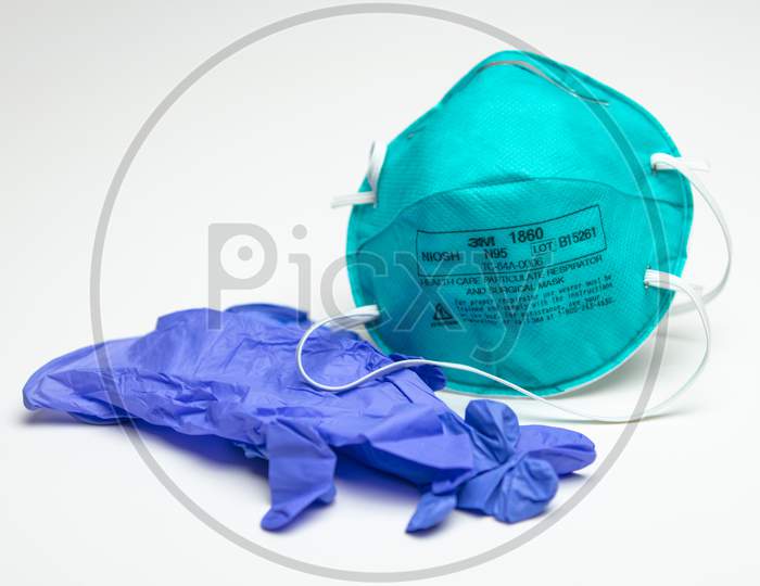 Turquoise 3M N95 Respirator Face Mask And Gloves