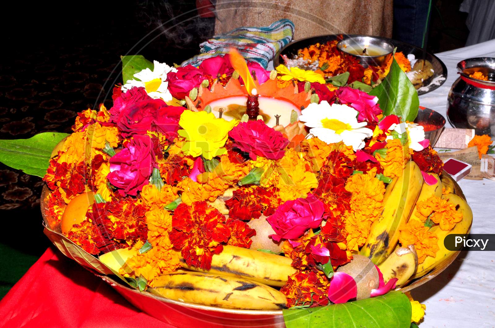 Image Of Puja Or Pooja Thali For Worshipping God In Hindu Religion Fp696533 Picxy 7071