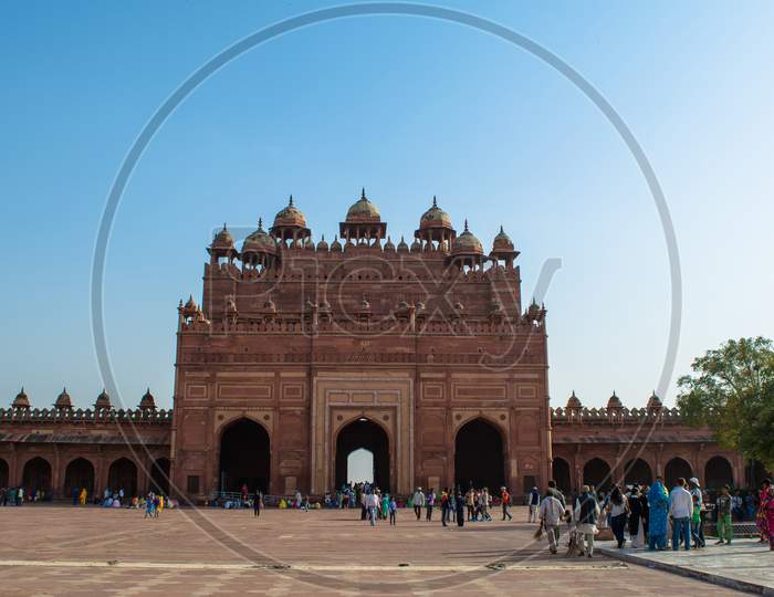 Fatehpur Sikri fort is a town in the Agra District of Uttar Pradesh, India. Buland Gate, Dadupura,