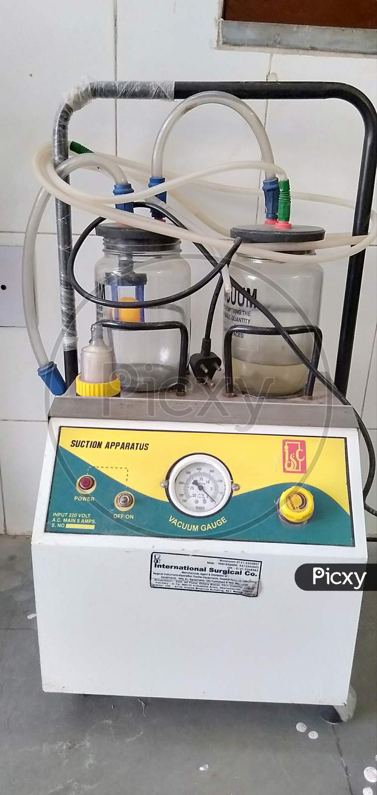 Suction machine for medical hospital
