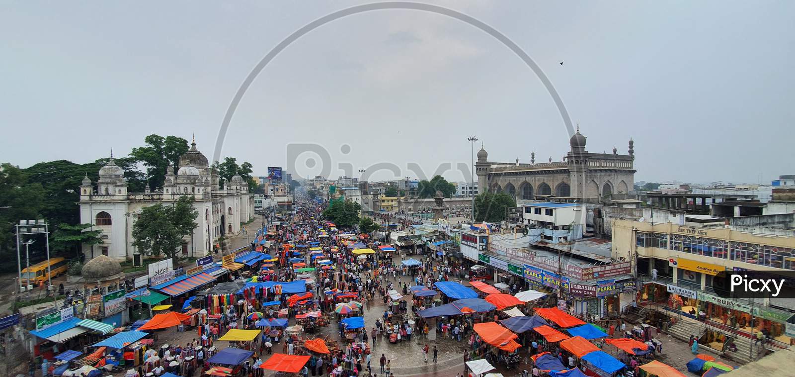 Busy Market near Charminar