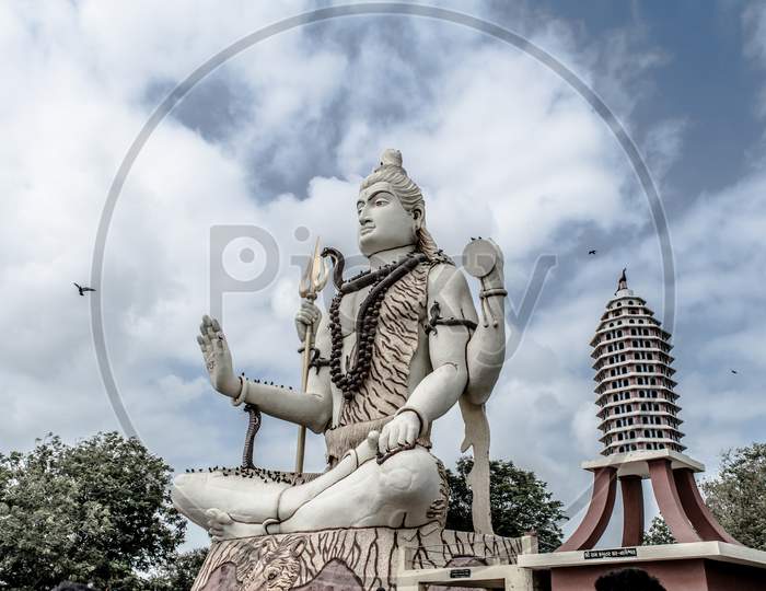 Big shiv statue.Nageshvara is one of the temples mentioned in the Shiva Purana and is one of the twelve Jyotirlingas.