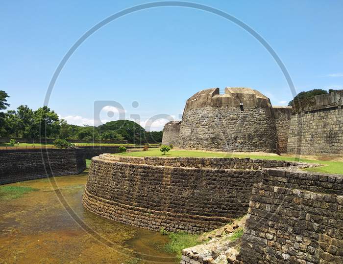 Palakkad fort is also known as Tipu Sultan Fort