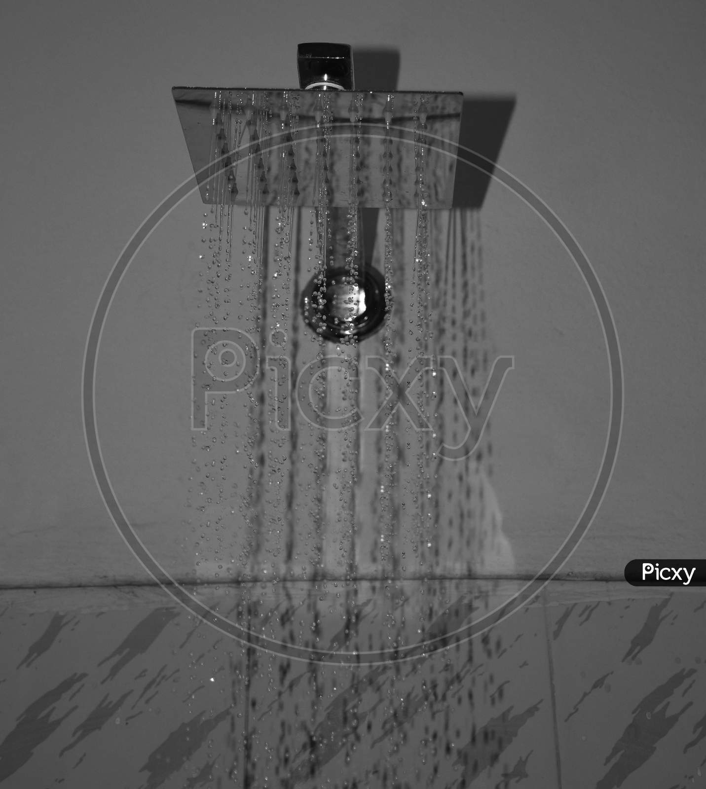 Home Shower sprinkling water
