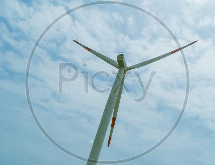 power production from windmill or wind turbines in Gujarat