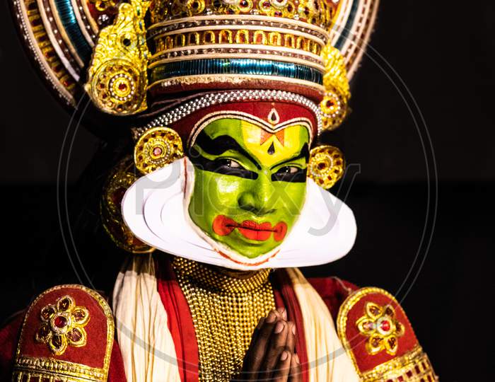 Kathakali Kerala Classical Dance Men Greeting Posture Look Towards You