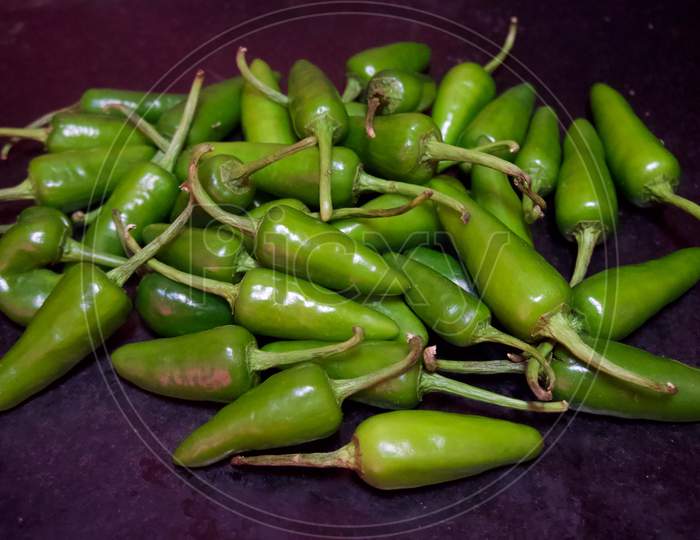 Green and red chilli