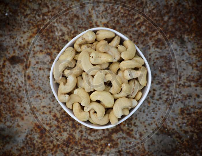 Tasty cashew nuts in bowl
