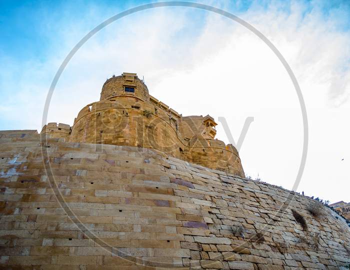 Jaisalmer Fort is situated in the city of Jaisalmer, in the Indian state of Rajasthan
