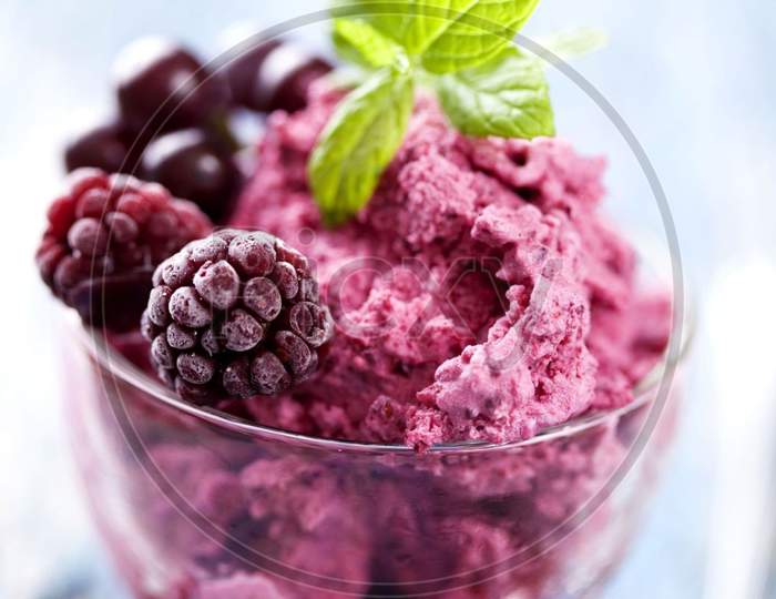 Fresh frozen blueberry  / blackberry ice cream for summer season