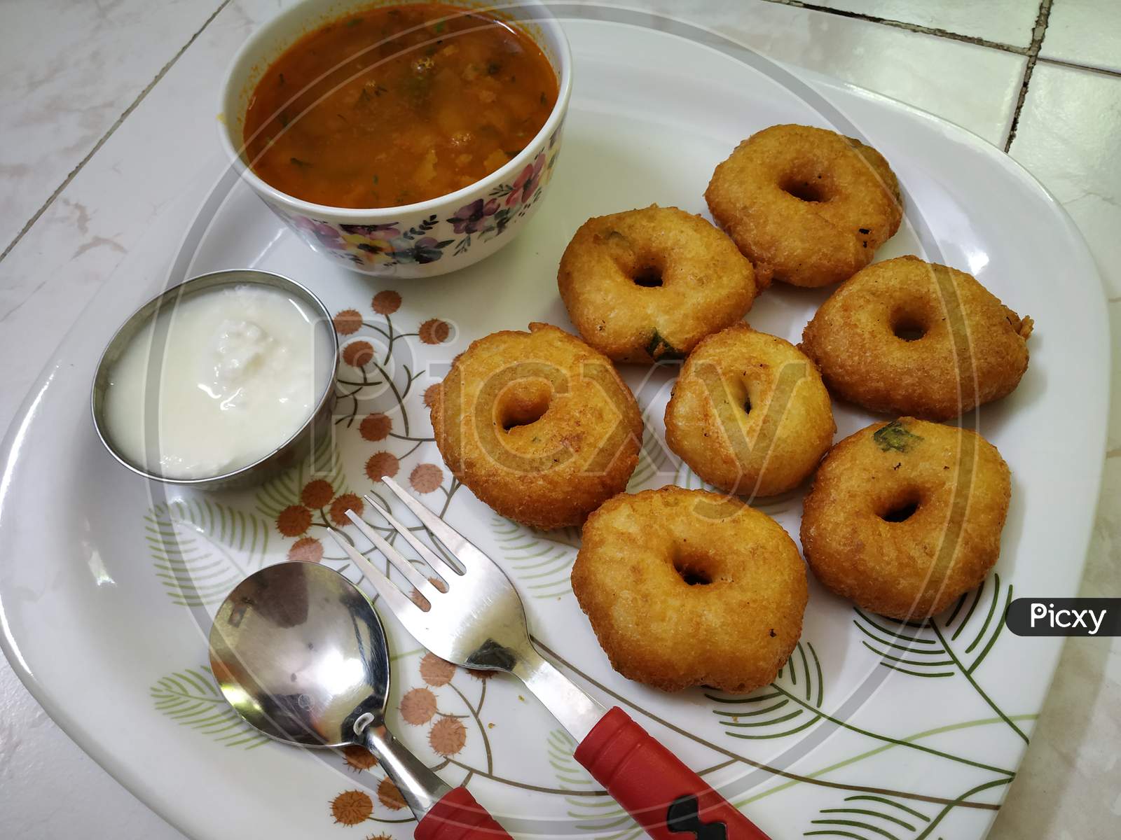 Famous South Indian Dish - Vada Sambhar