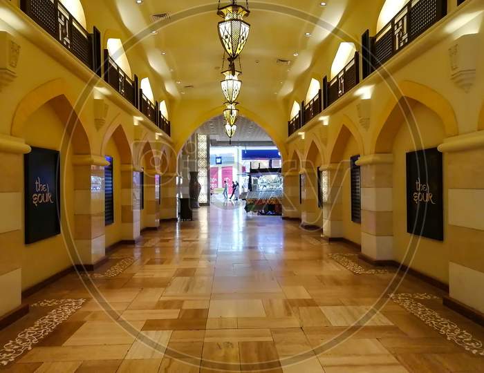burj khaleefa and dubaI mall