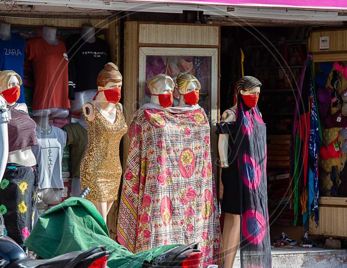Jodhpur, Rajasthan, India - May 20 2020: Mannequins With Mask On Face. Shops Are Reopening After Lock Down Restrictions Due To The Covid-19 Pandemic, Back To Normal Life With Few Safety Measure.