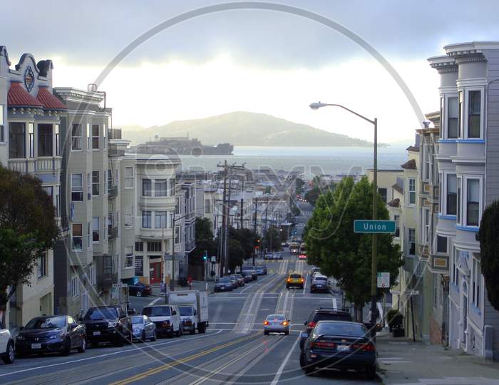 View From Nob Hill On A Typical Steepy Road Of San Francisco