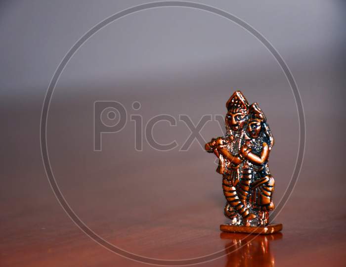 Statue of Lord Krishna, Metal Statue