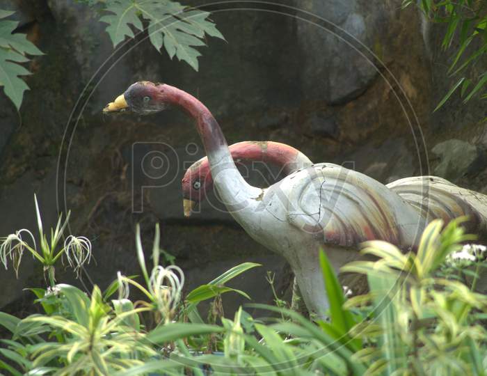 Swan's statue in the garden