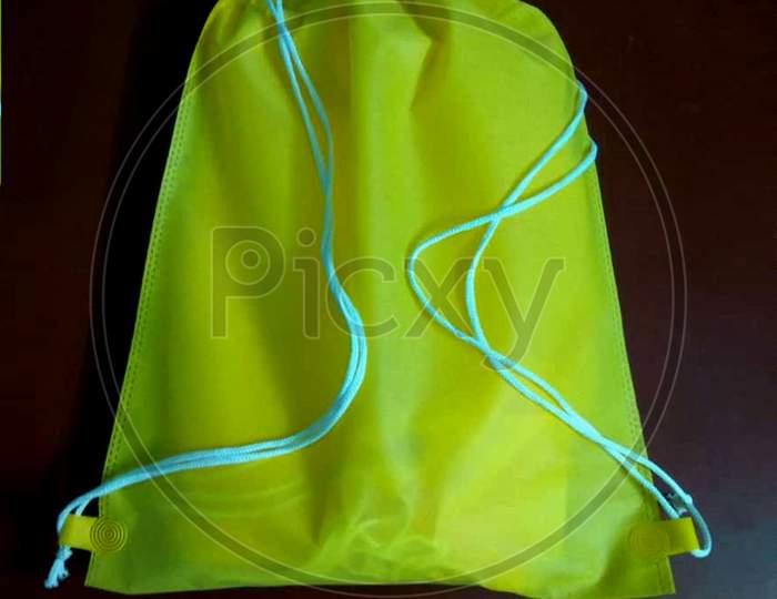 Yellow Color Non woven Bag Drawstring Kids Shoulder School Bag Eco friendly