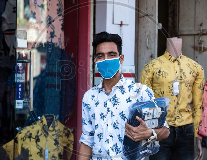 Jodhpur, Rajasthan, India - May 20 2020: People Coming Out Wearing Mask, Shops And Reopen After Lock Down Restrictions Due To Covid-19 Pandemic, Back To The Normal Life With Few Safety Measure.
