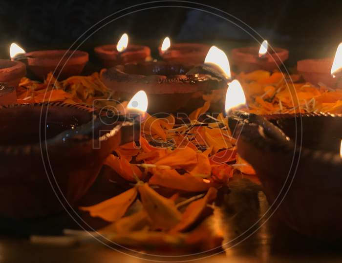 A Thali Or Plate Full Of Clay Dias Or Oil Lamps For Diwali Decoration. Diwali Is An Indian Festival Of Lights.