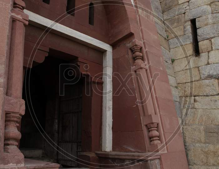 The architecture of  Jama Masjid in Delhi