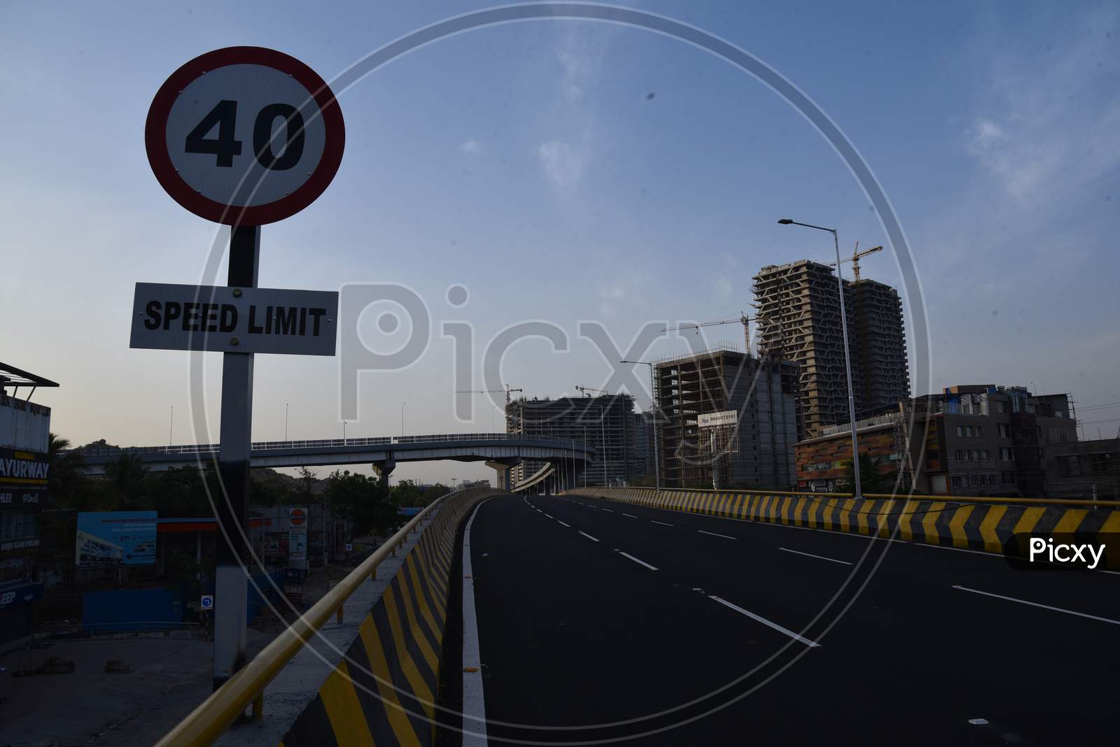 Speed limit 40 kmph on the Bio Diversity Flyover Level 1