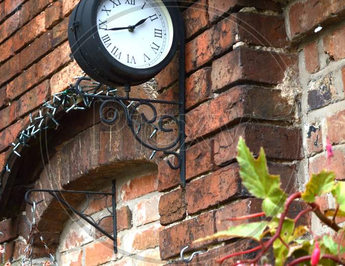 Old Clock On The Wall