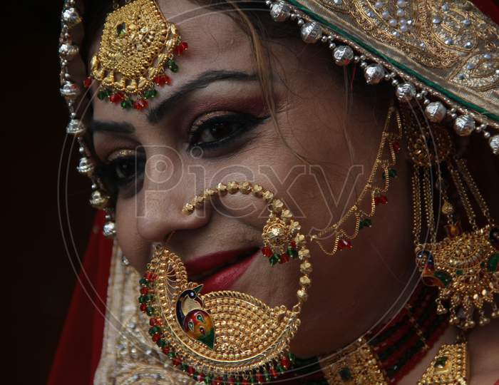 Indian Eunuchs Dance At A Procession During The Urs Festival, At The Shrine Of Sufi Saint Khwaja Moinuddin Chishti In Ajmer, India. Thousands Of Sufi Devotees From Different Parts Of India Travel To The Shrine For The Annual Festival, Marking The Death Anniversary Of The Saint.