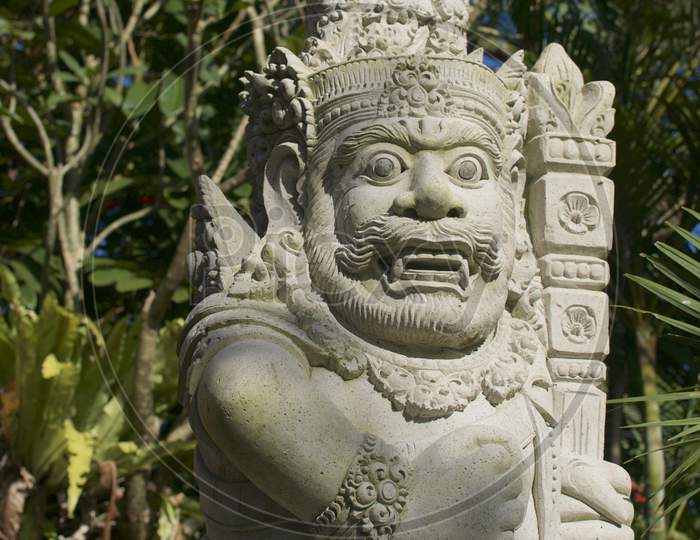 Balinese Bedogol (Dwarapala) Statue