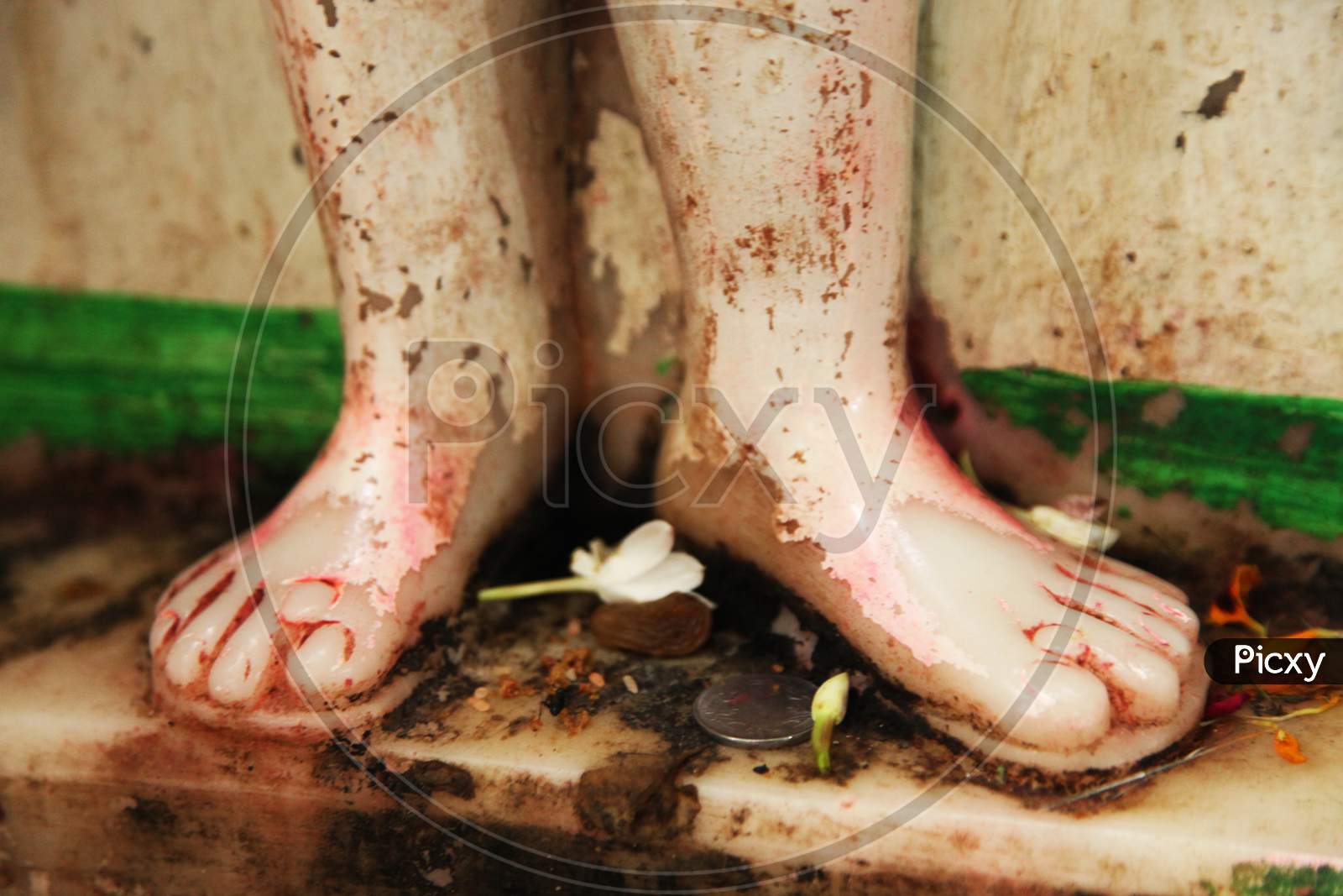 Close up shot of Lord Shiva Idol's feet