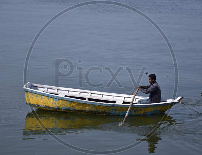 Bhopal, Madhya Pradesh/India : January 17, 2020 - Sailor Sailing In Upper Lake, Bhopal