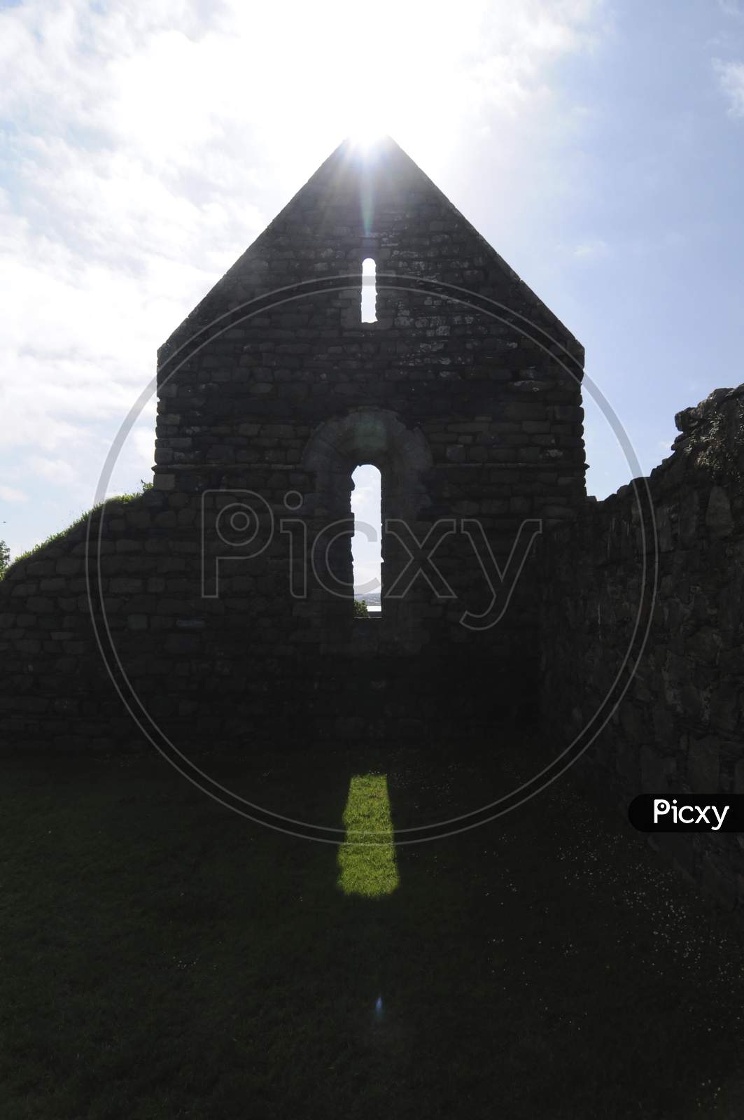 Silhouette Picture Of The St. Mary'S Nunnery On The Isle Of Iona, Scotland