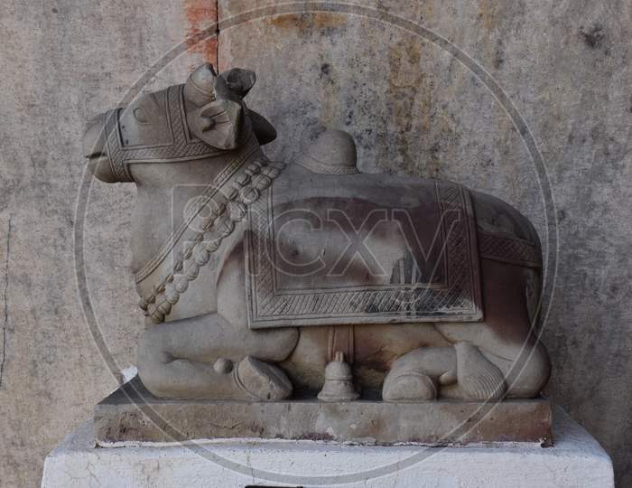 Gwalior, Madhya Pradesh/India - March 15, 2020 : Sculpture Of Nandi In Gwalior Fort