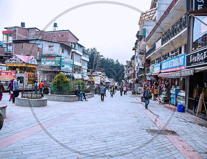 Manali , Himachal Pradsh, India, January 21, 2019: Local Street Market Of Mall Road, Manali - Image