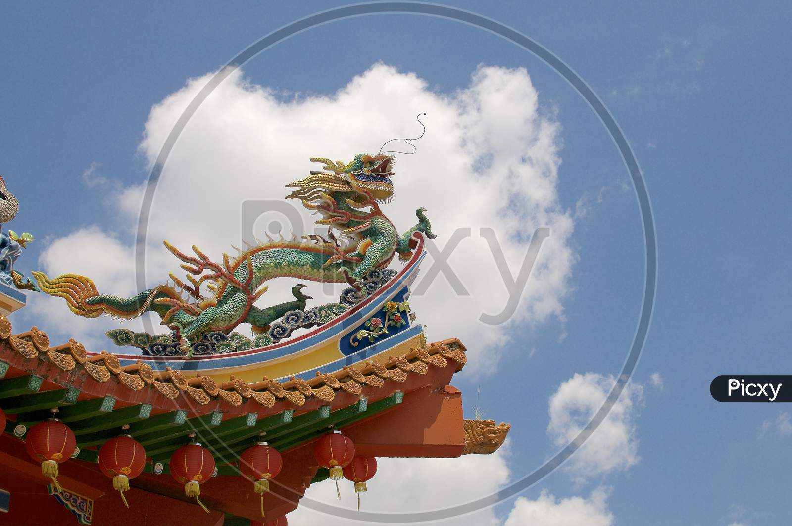 Beautiful Dragon Decoration At Thean Hou Temple