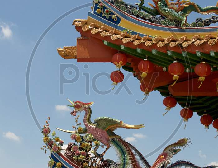 Beautiful Dragon And Phoenix Decoration At Thean Hou Temple