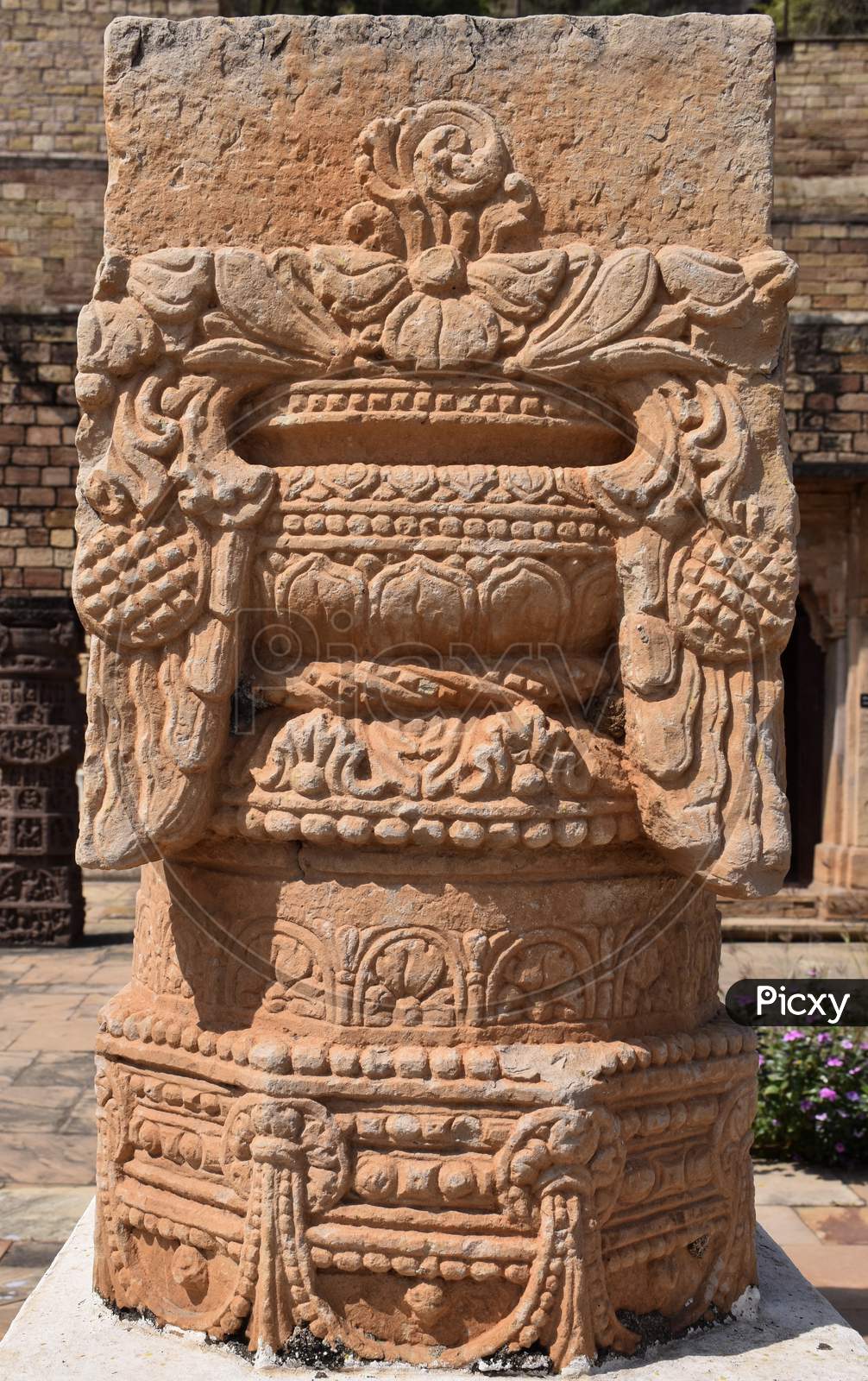 Gwalior, Madhya Pradesh/India - March 15, 2020 : Designer Pillar At Gwalior Fort