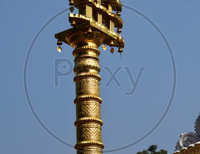 closeup view of a column
