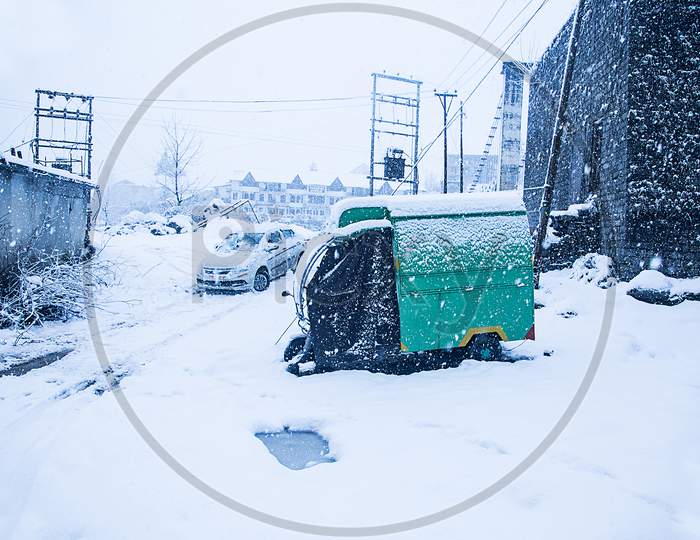 Car Auto Fully Covered With Thick Snow, Side View, Winter Concept. - Image