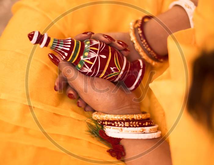 Image Of Gachkouto Used In Indian Wedding Ceremony.