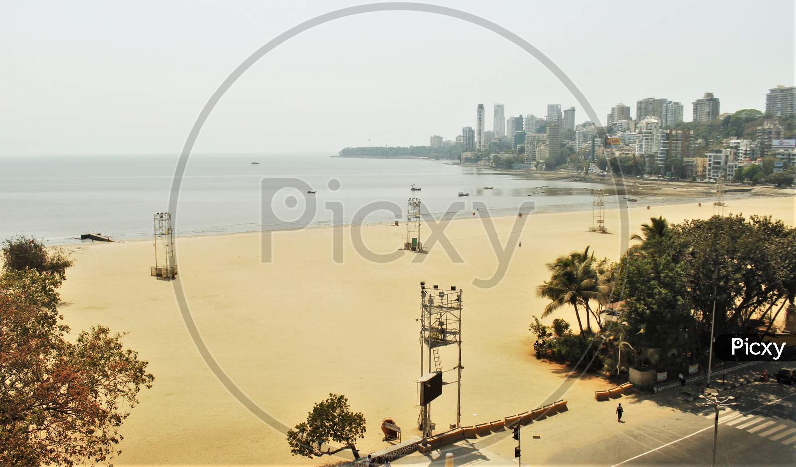 The otherwise busy Girgaon Chowpatty beach is seen deserted after the Maharashtra state government banned public gatherings to avoid the spreading of the coronavirus, in Mumbai, India on March 18, 2020.